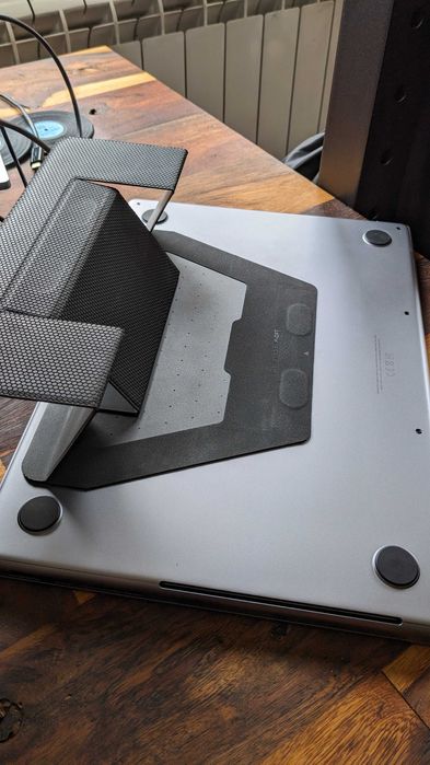 M1 Macbook pro 2021 Space Gray 14 inch 16GB 512 GB