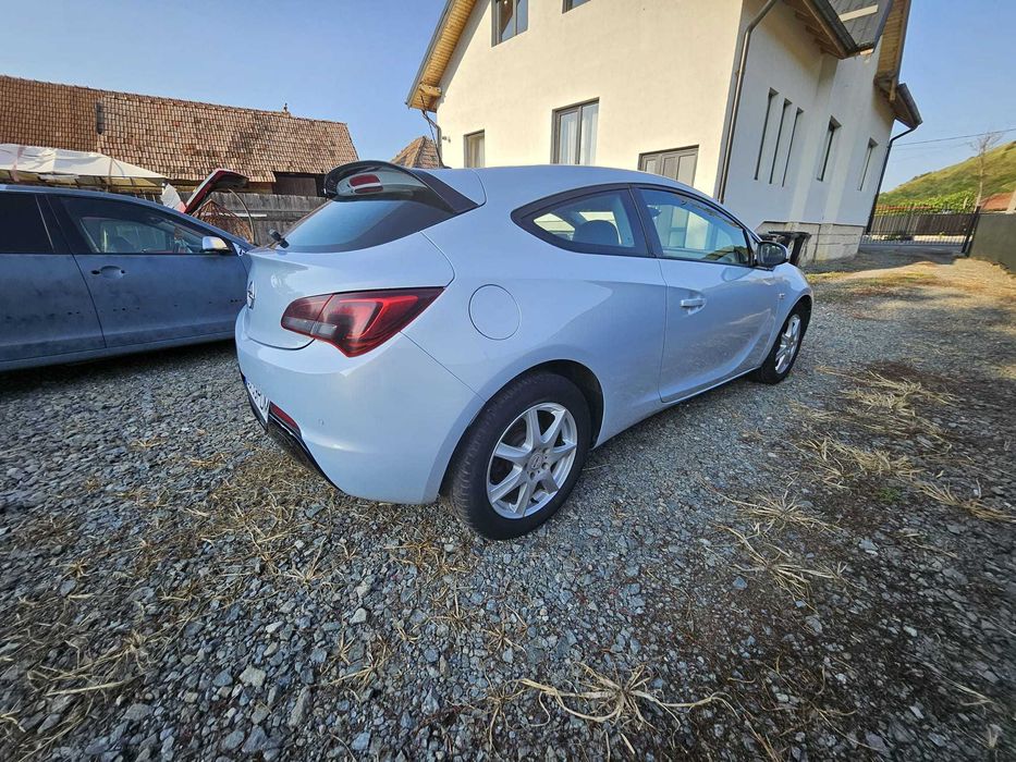 OPEL Astra 2012 — imagine 5