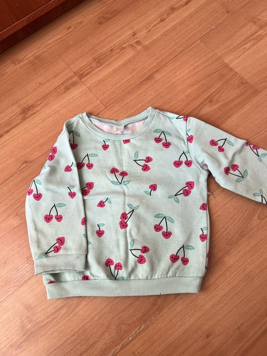 Отдам даром вещи для девочек 4-5-6лет