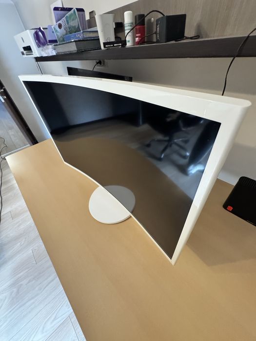 Monitor Curbat Samsung 32" Full HD (C32F391FWU), Alb, Stare Excelentă
