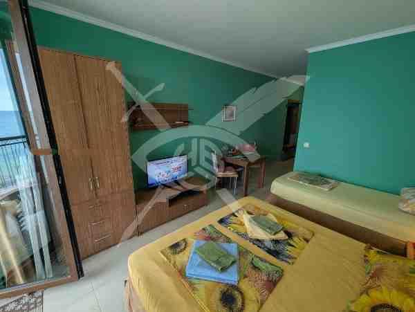 Продава се Едностаен апартамент в Несебър - 44 кв.м за 1438 €/кв.м - Снимка #2