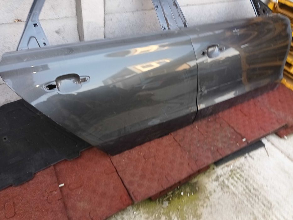 Usa usi dreapta audi a8 d4 4H