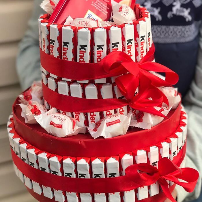 Киндер, киндер торт, подарок