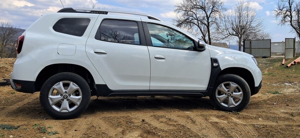 Dacia Duster 4x2 an 2018 motor 1200cm 125cp Benzina