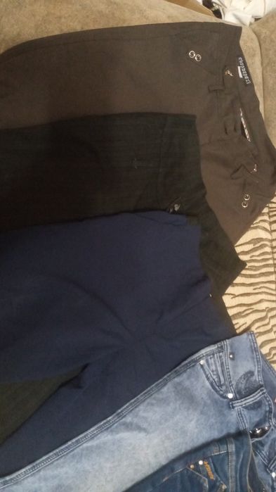 Срочно. Дешево !!!46-48 размера