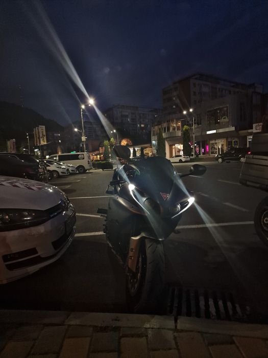 Yamaha R1 rn22 ultimul model de big bang