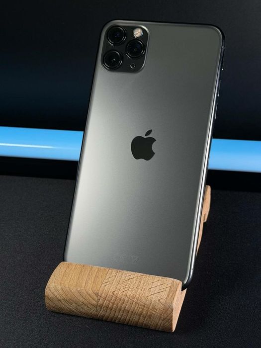 Продам Iphone 11 pro max 256gb