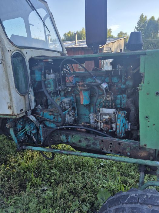 Сельхозтехника трактор ЮМЗ