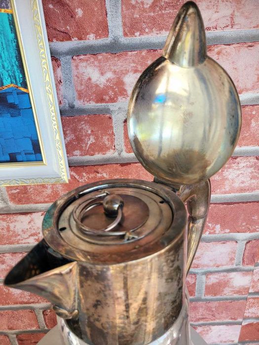 Старинный графин