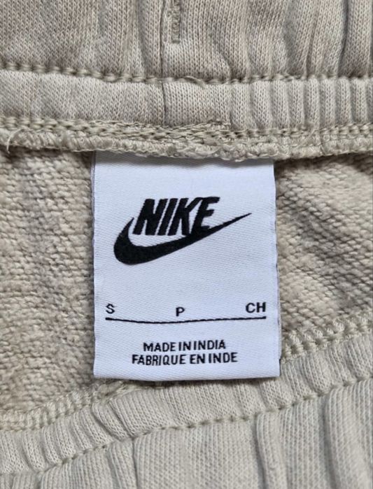 Женско долнище Nike S
