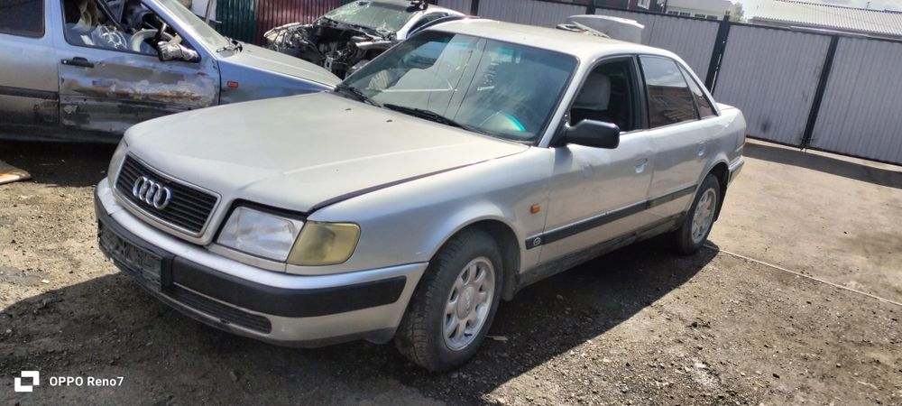 Продам по запчастям Ауди 100