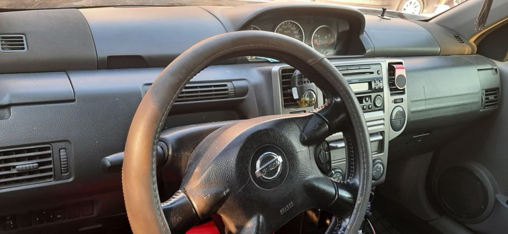De vanzare Nissan x trail