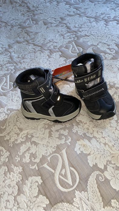 продам детская обувь