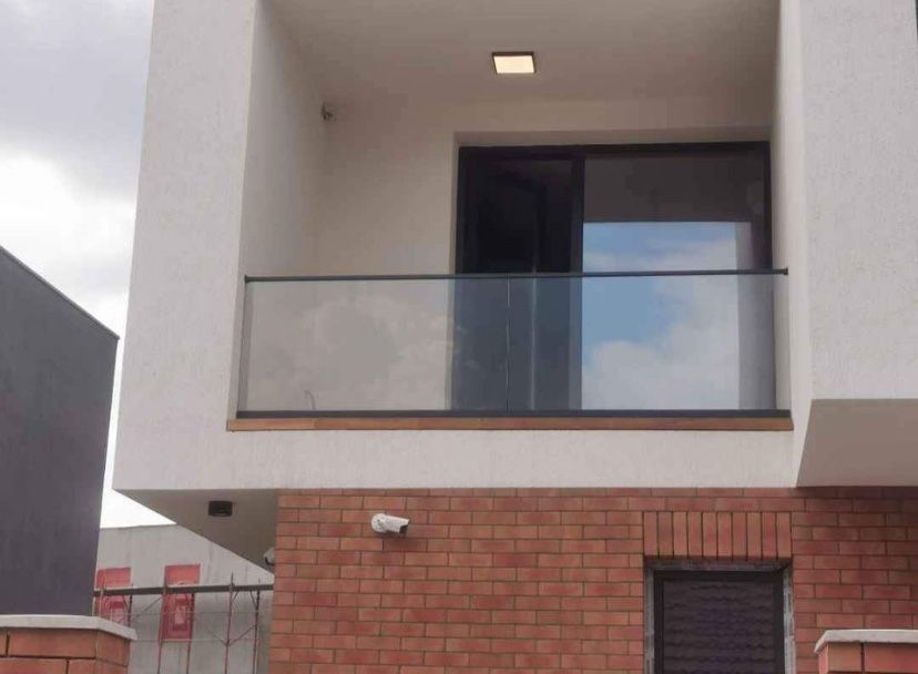 Balustrada din sticla securizata !!! Oferta de primavara!