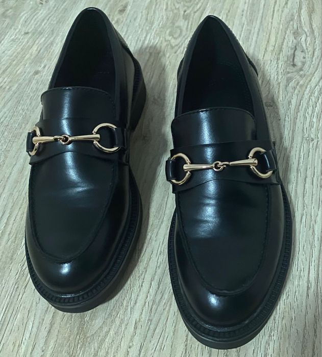 Mocasini H&M noi cu cataramă aurie – Mărimea 35