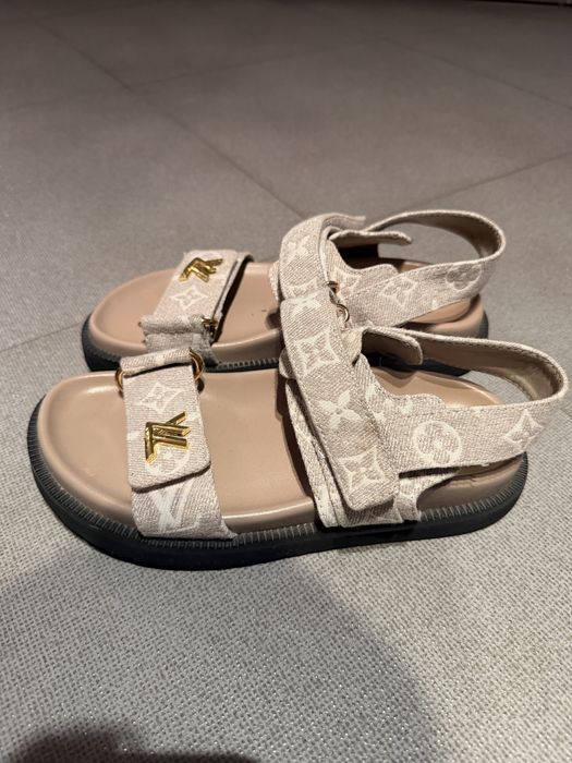 Дамски чехли LV Chanel