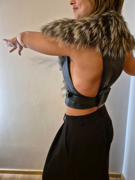 бюстие от естествена кожа и чинчила