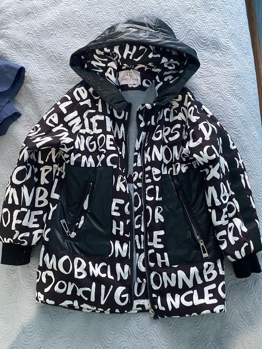 Продам куртки на весну-осень