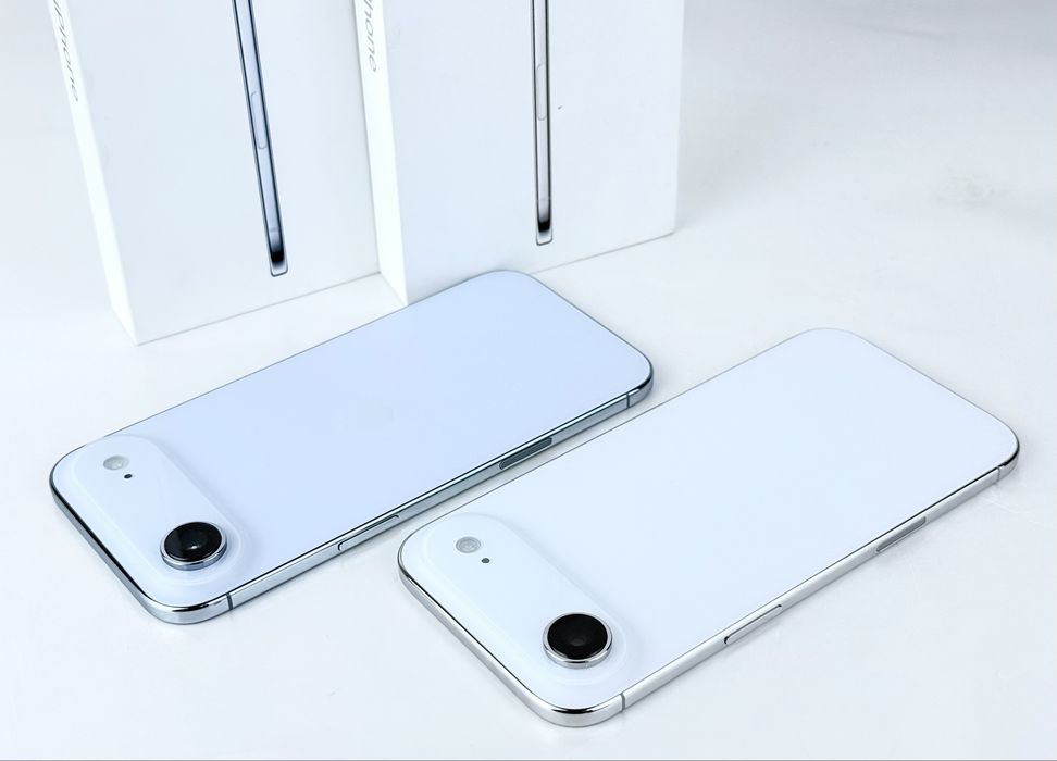 НОВ! Apple iPhone 17 Air 256GB Blue / White Гаранция!