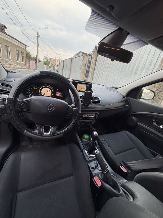 RENAULT Megane 2013 — imagine 4