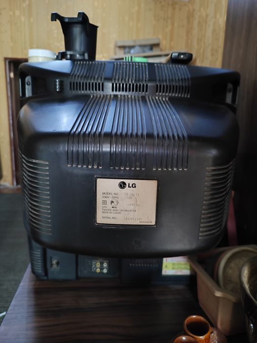 Продам телевизор