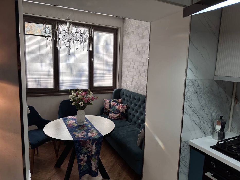 Uy sotiladi 3/1/4 Buyk Ipak Yuli metro Evro Remont