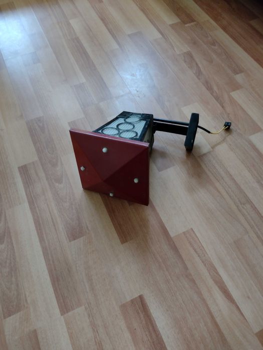 Продавам античен фенер