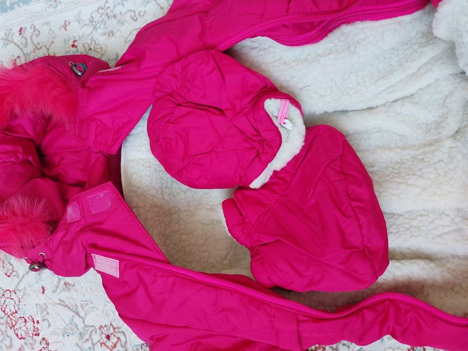 Продается детский комбинезон (трансформер)