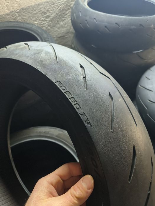 Pirelli Diablo Rosso 4