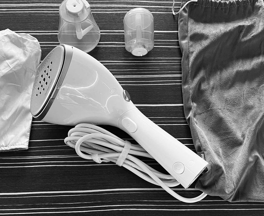 Ютия Филипс за вертикално гладене