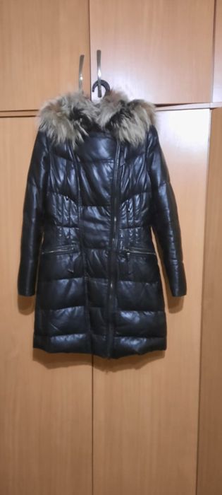 Продам кожанный пуховик