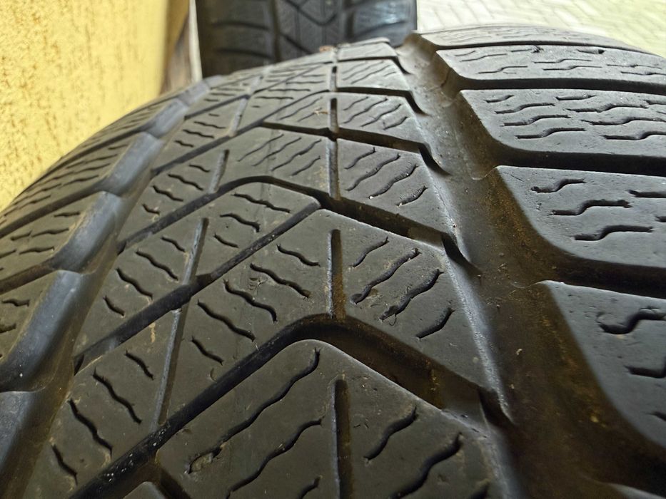 Pirelli Winter SOTOZero 3 M+S| BMW *| 225/50 R18