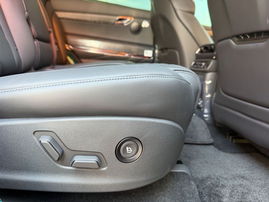 Genesis gv80 night new