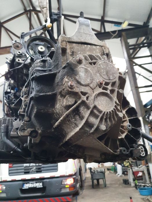 cutie viteze ford mondeo mk3 an2005 motor 2.0tdci cod 5S7R7002CA