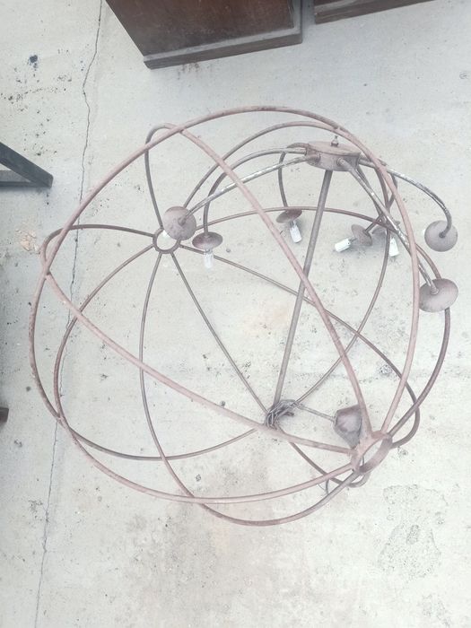 Продам  люстры из кованного металла