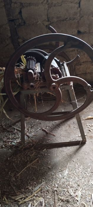 Продётся дробилка ручная