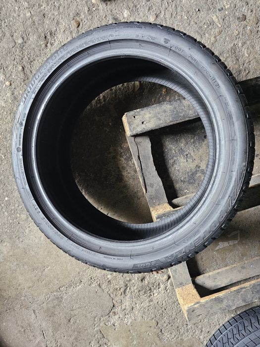 1 anvelopa vara 235 40 19 Bridgestone 7mm 2021