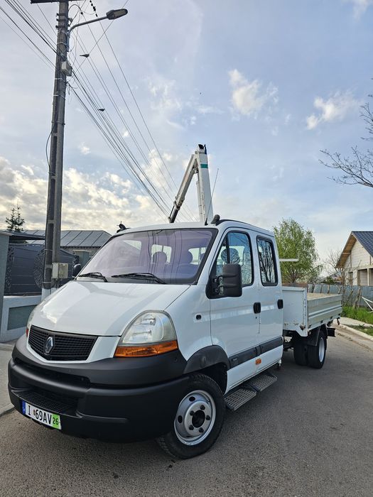 Renault mascott cu Macara