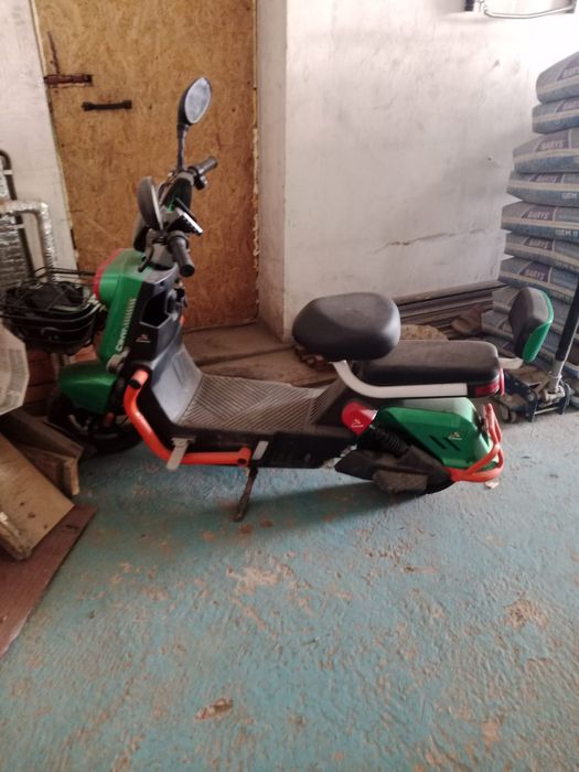 продам электроскутер