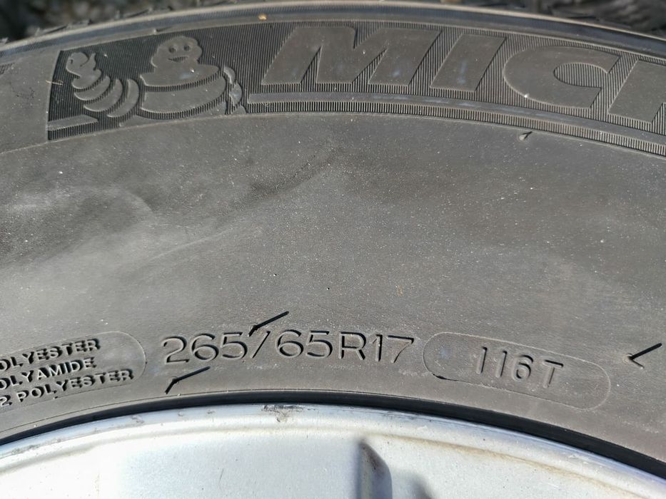 Продам резину в коплекти сдисками