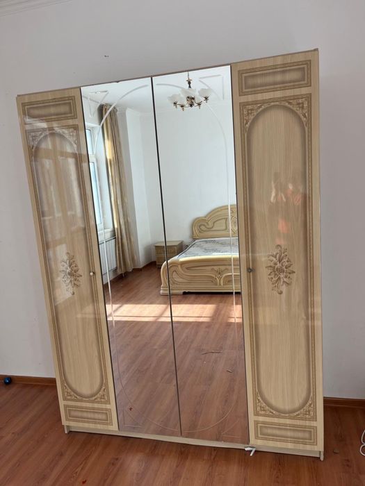 Продам шкаф для одежду