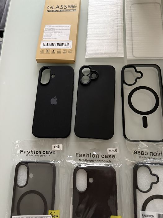 Кейсове за Iphone 16