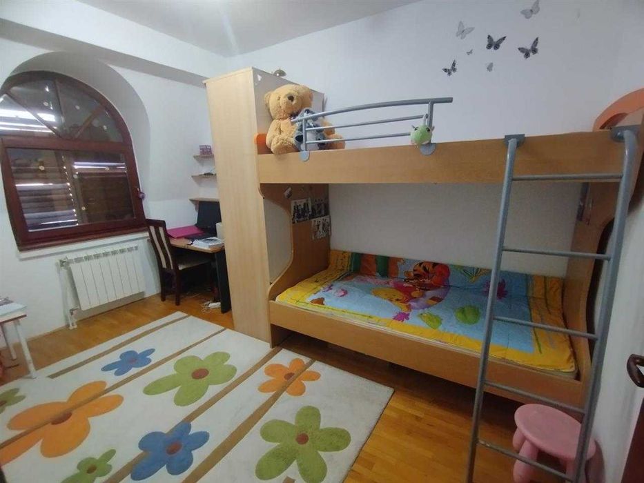 Дава се под наем Тристаен апартамент в Пловдив, Захарна фабрика - 90 кв.м за 372.3 € - Снимка #1