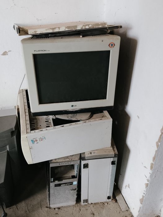 Компьютер сатылады на запчасти