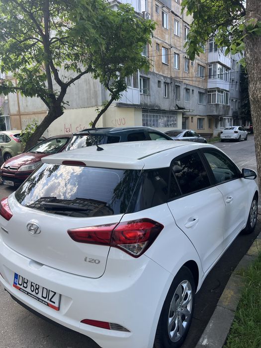 Hyundai i20  2016 ( stare buna)