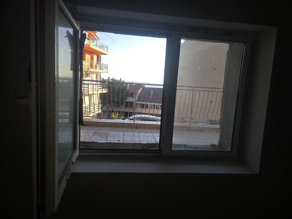 Продава се Четиристаен апартамент в Поморие - 130 кв.м за 538 €/кв.м - Снимка #1