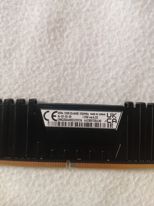 16gb ram ddr4 corsair 3200mhz