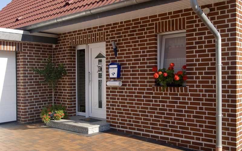 кирпич керамический в наличии и под заказ