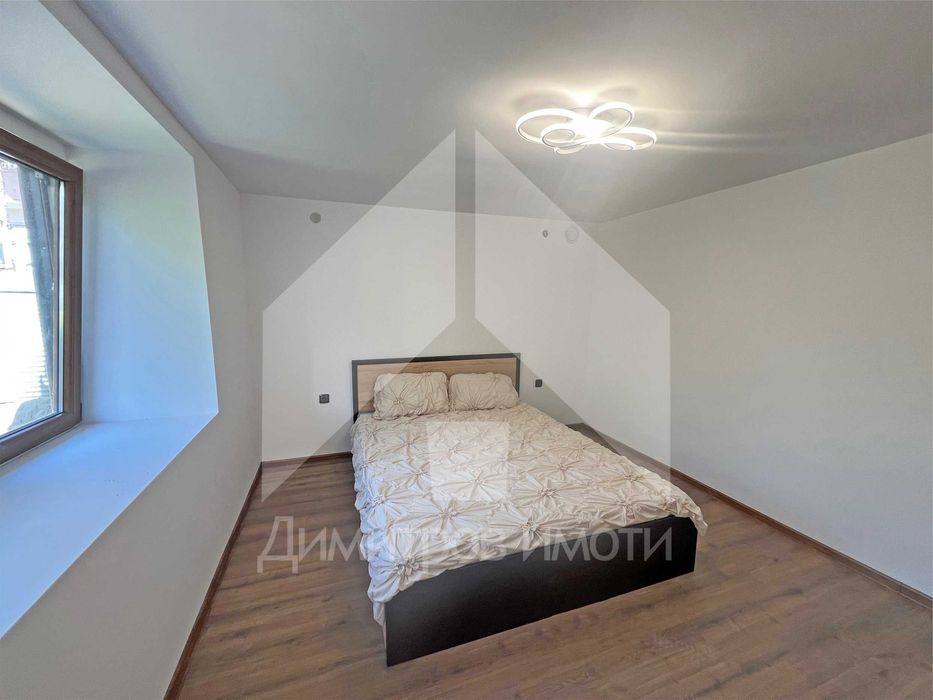 Продава се Къща в Нови пазар - 118 кв.м за 653 €/кв.м - Снимка #3