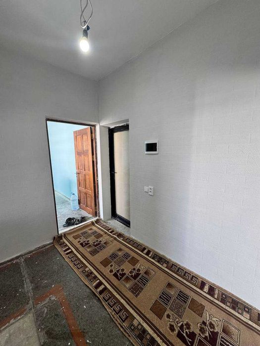 Jizzax shaxrida 2 xonalik kvartira sotiladi